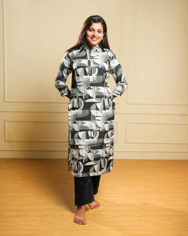 Black & White Abstract Printed Cotton Kurti