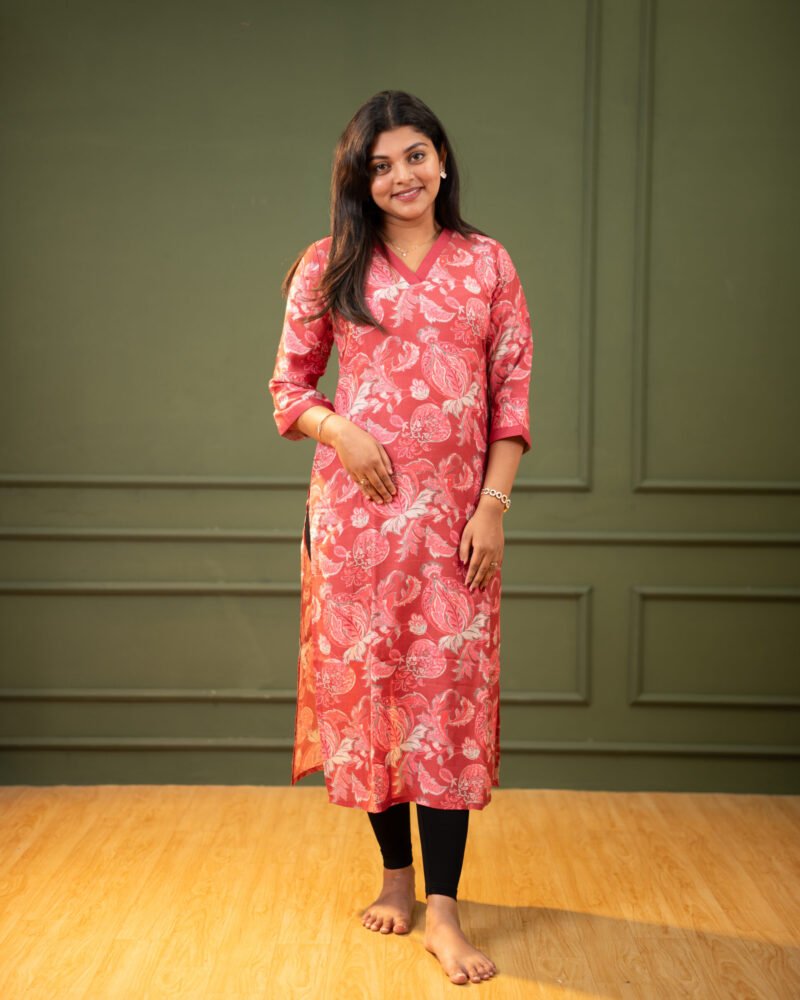 Women’s Rose Pink Floral Print Straight Fit Kurti