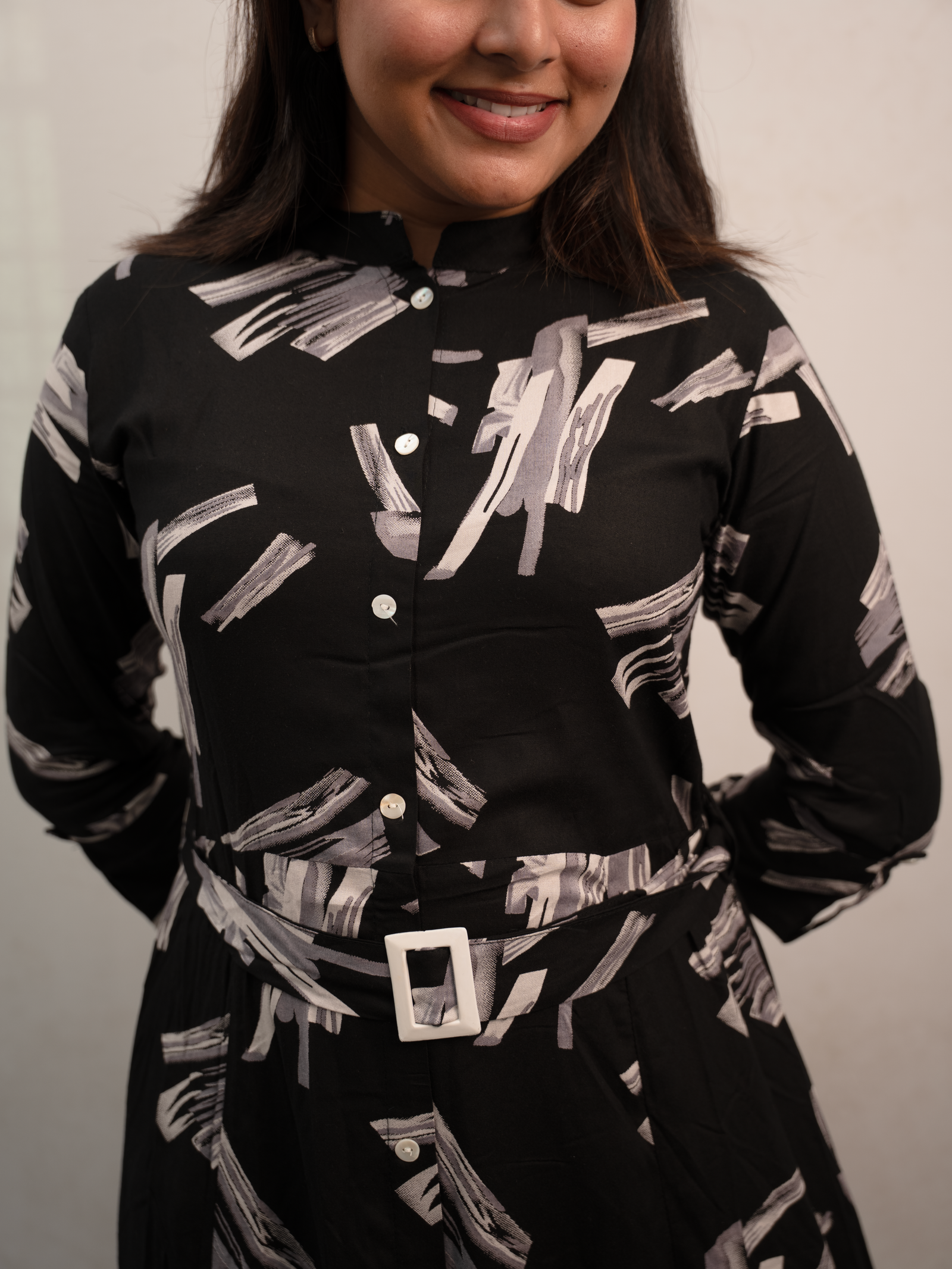 Black Abstract Print Button-Down Midi Dress with Belt - Image 3