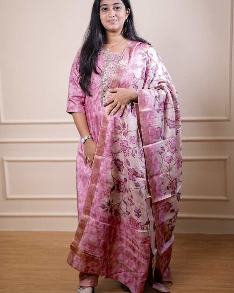 Blush Pink Embroidered Kurta Set with Floral Printed Dupatta