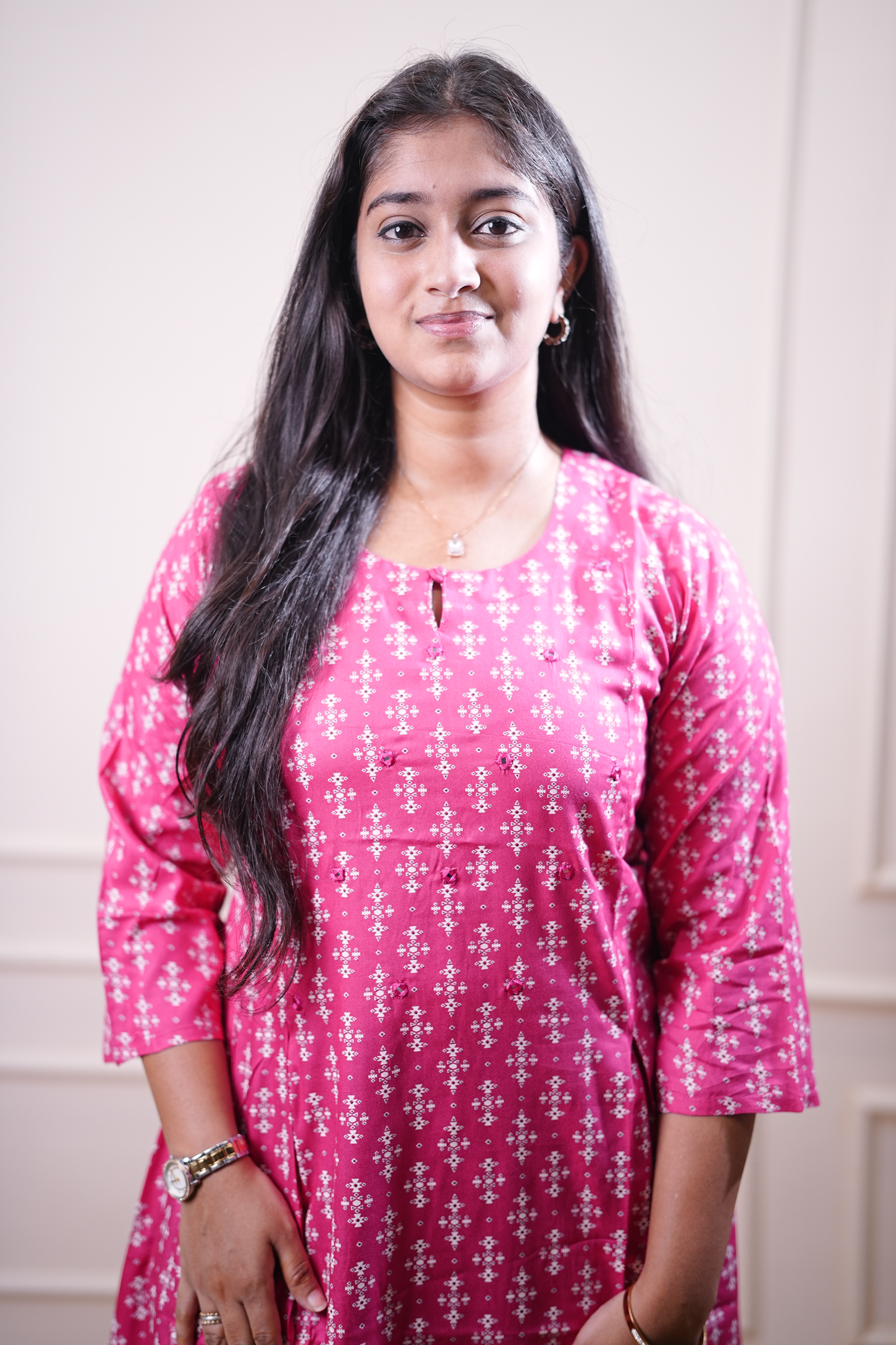Rosebud Motif Printed Straight Kurta - Image 3