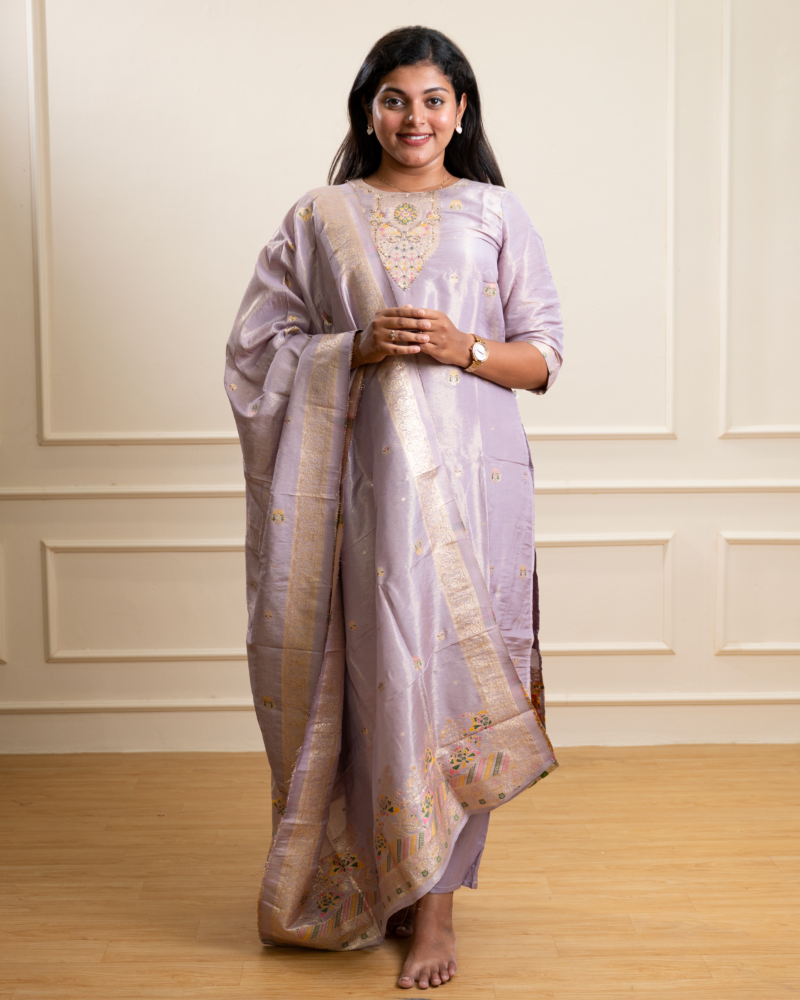 Lavender Silk Kurta Set with Zari Woven Dupatta